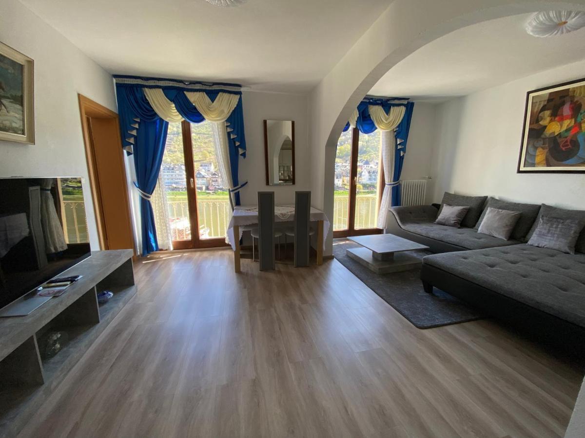 Holiday Apartment Mit Moselblick Im Moselhaus Cochem Exterior foto